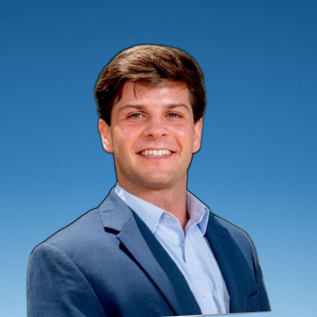 Evan Deloria